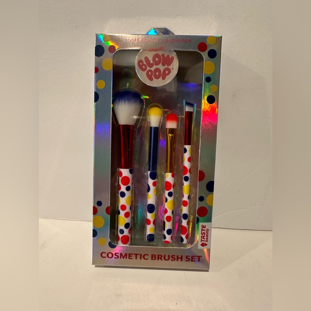 Blow Pop Make Up Brushes
